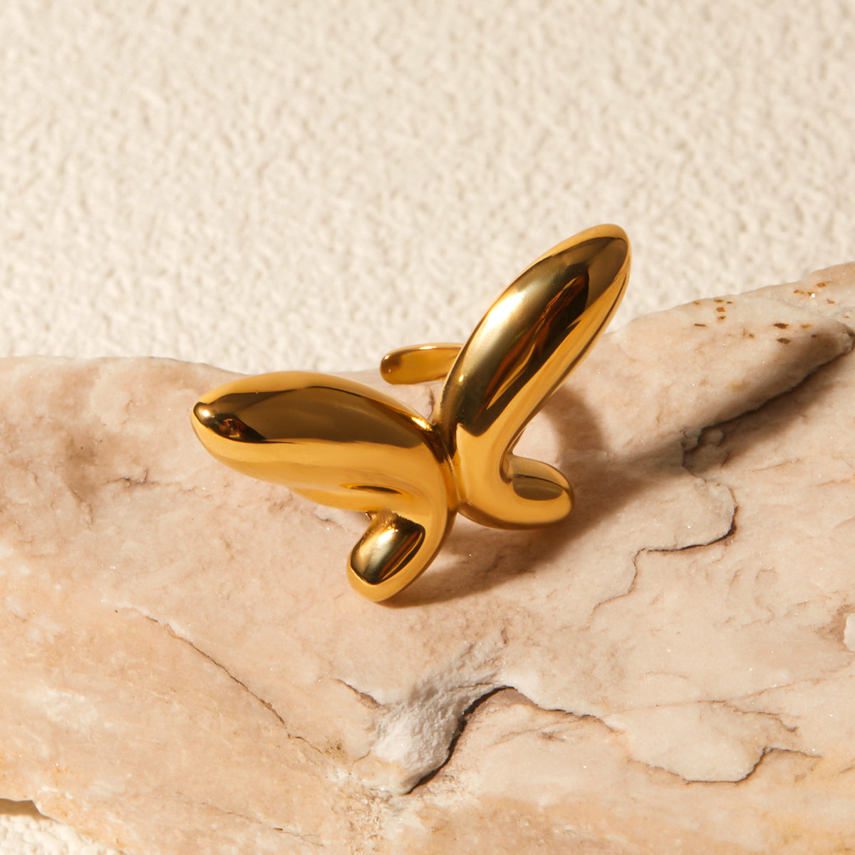 18K Gold-Plated Stainless Steel Butterfly Ring - Supernovarieties Boutique