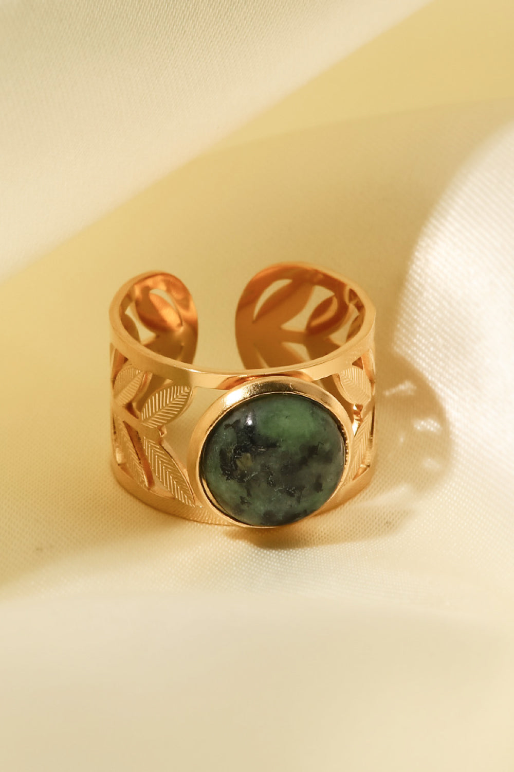 18k Gold Plated Malachite Leaf Ring - Supernovarieties Boutique